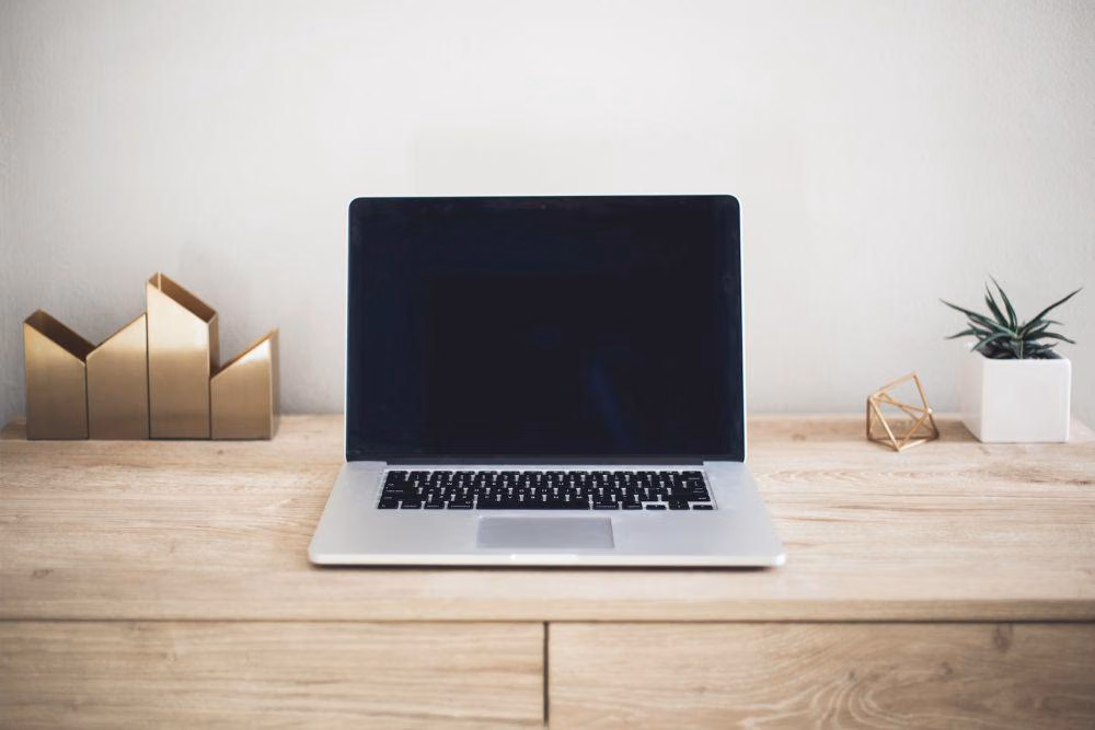 7 Langkah Penting yang Wajib Dilakukan Sebelum Menjual Laptop Lama Anda