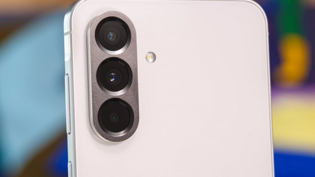 Galaxy A57 2026 Siap Jadi Daily Driver, Baterai 5000 mAh dan Charging Ngebut