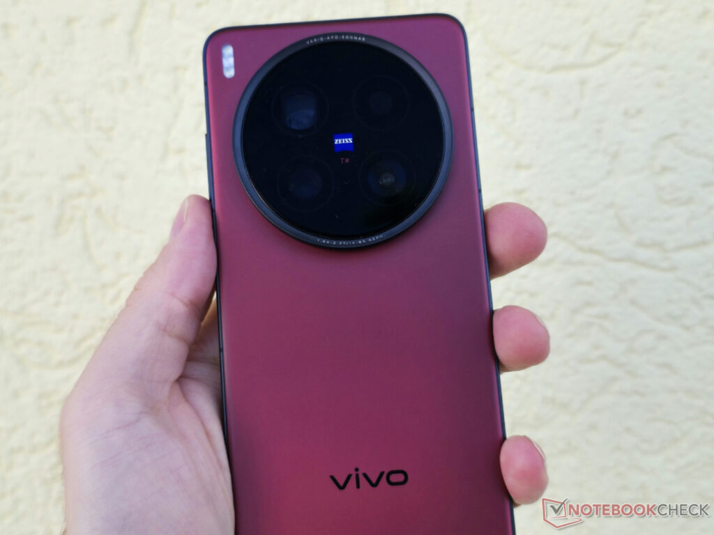 Vivo X200 Ultra Dapat Fitur Kamera Unggulan Eksklusif dari X300 Pro Lewat Update Terbaru