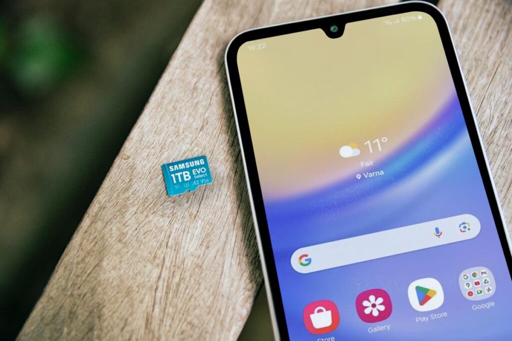 Apakah Baterai HP 5000 mAh Masih Cukup untuk Kebutuhan 2026? Ini Faktanya!