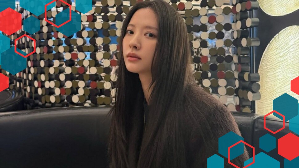 Tips Stylish Monokrom ala Kim Ji Yeon: Inspirasi Padu Padan OOTD Harian yang Simpel dan Kekinian
