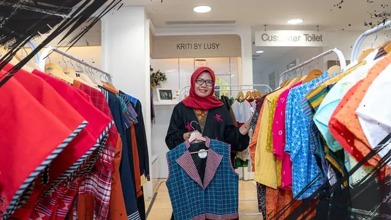 Mengenal Potensi Wastra Tradisional di Pasar Global Lewat Inovasi Tenun dan Ajang Pameran BRI Mengenal Potensi Wastra Tradisional di Pasar Global Lewat Inovasi Tenun dan Ajang Pameran BRI