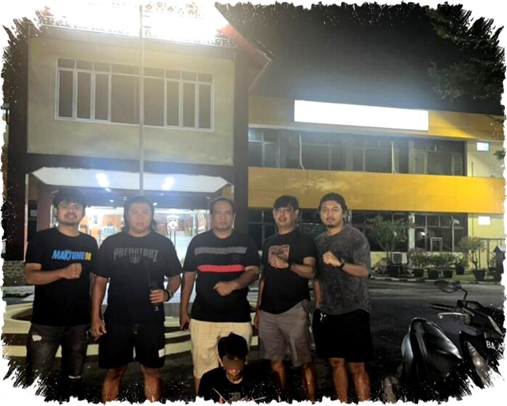 Driver Ojol di Padang Terekam CCTV Mencuri iPhone 11 Pro Max, Polisi Lacak Lewat iCloud dan Tangkap Pelaku dengan Barang Bukti Lengkap