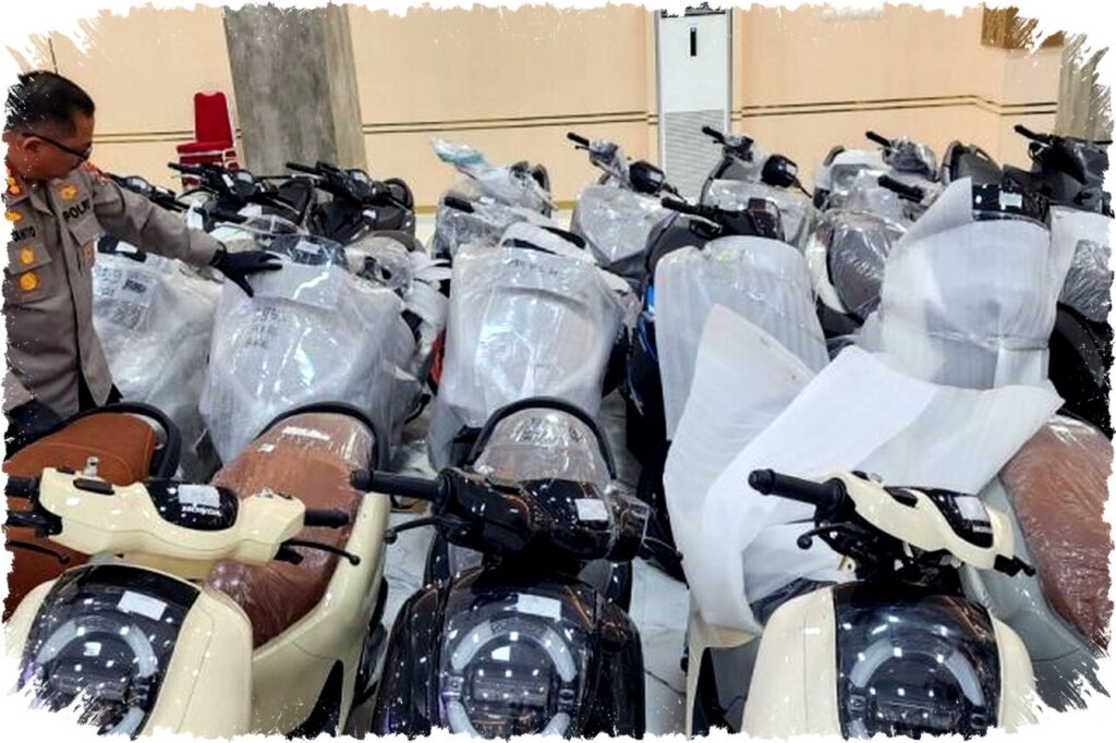 Polda Jateng Bongkar Sindikat Penjual Ratusan Motor Baru Tanpa Dokumen Resmi Di Gudang Bandung