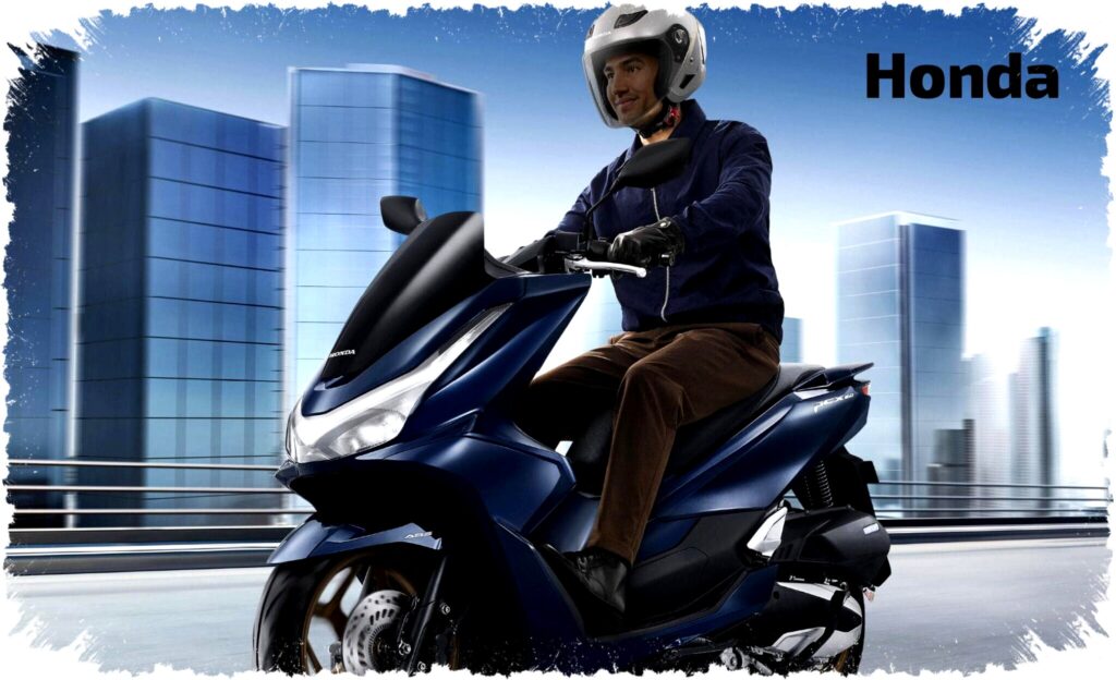 Honda PCX160 Vs Yamaha NMAX Adu Performa dan Fitur Smart Key Mana Skutik Premium Terbaik Untuk Kota dan Touring?