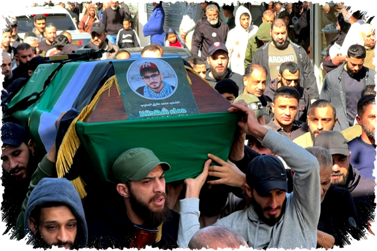 Hezbollah Tegaskan Perlawanan Setelah Serangan Mematikan Israel Hancurkan Pangkalan di Lebanon Hezbollah Tegaskan Perlawanan Setelah Serangan Mematikan Israel Hancurkan Pangkalan di Lebanon
