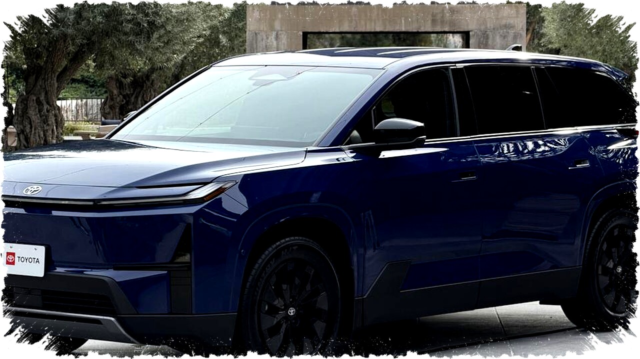 2027 Toyota Highlander EV Hadir Dengan Desain Klasik dan Performa Bersaing Lawan Kia EV9 dan Hyundai Ioniq 9 Tiga Baris 2027 Toyota Highlander EV Hadir Dengan Desain Klasik dan Performa Bersaing Lawan Kia EV9 dan Hyundai Ioniq 9 Tiga Baris