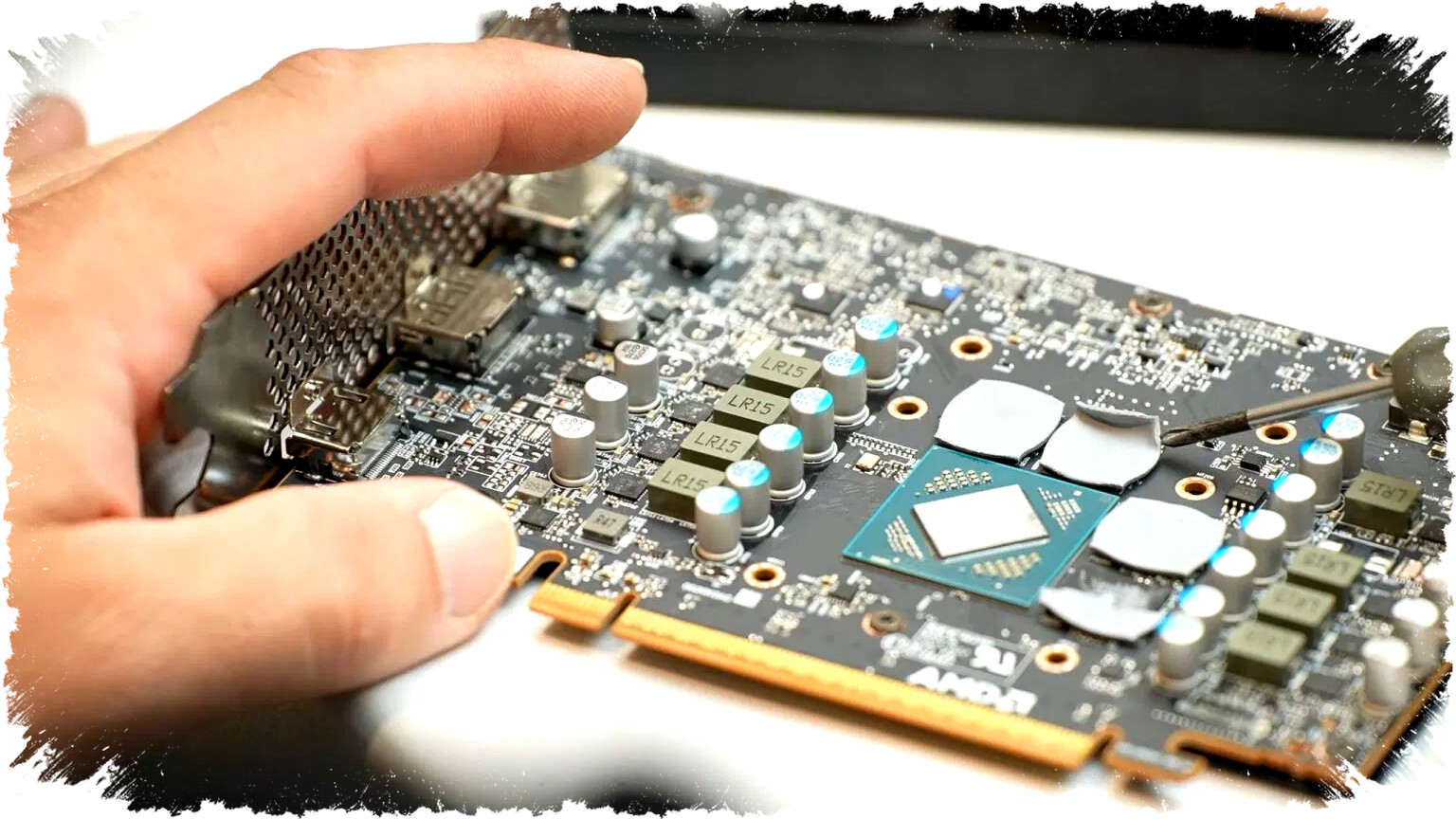 AMD pecahkan rekor dunia kecepatan clock GPU dengan Radeon RX 9060 XT capai 4.769 GHz luar biasa AMD pecahkan rekor dunia kecepatan clock GPU dengan Radeon RX 9060 XT capai 4.769 GHz luar biasa