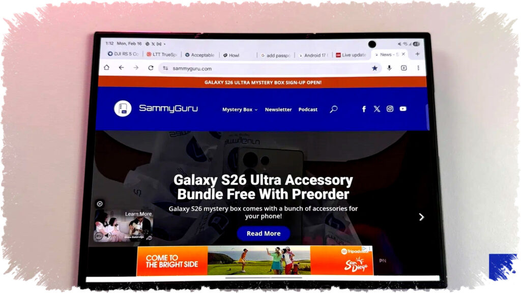 Galaxy Z Trifold hadir dengan layar tablet besar dalam desain lipat yang muat di saku untuk multitasking maksimal