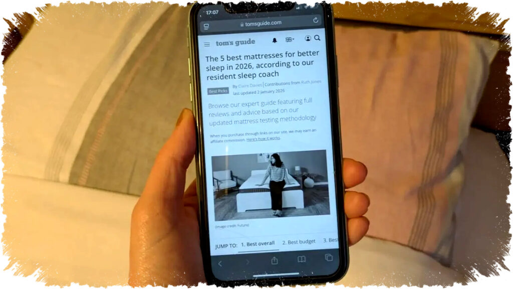 Bukan Filter Cahaya Biru, Mode Grayscale iPhone Ini Rahasia Tidur Lebih Nyenyak dengan Kurangi Godaan Layar Sebelum Tidur