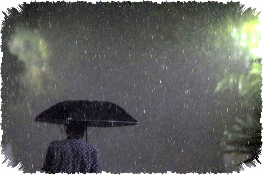 Semarang Dilanda Hujan Intens Hari Ini: Waspada Potensi Banjir dan Gangguan Aktivitas di Puncak Musim Hujan!
