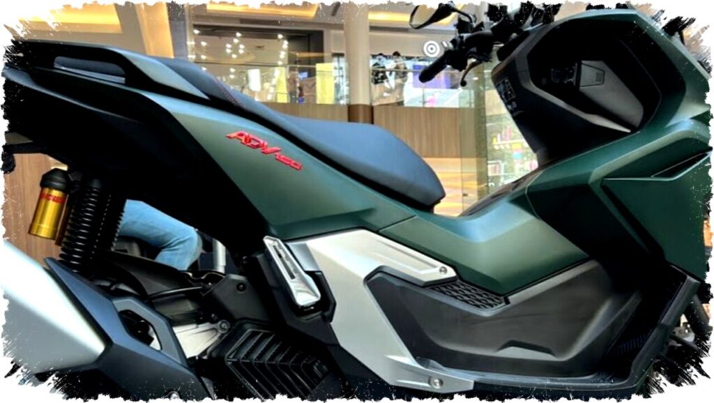 Honda ADV 160 2026: Skutik Adventure Paling Gagah dengan Fitur Keyless, ABS, dan RoadSync yang Guncang Pasar!