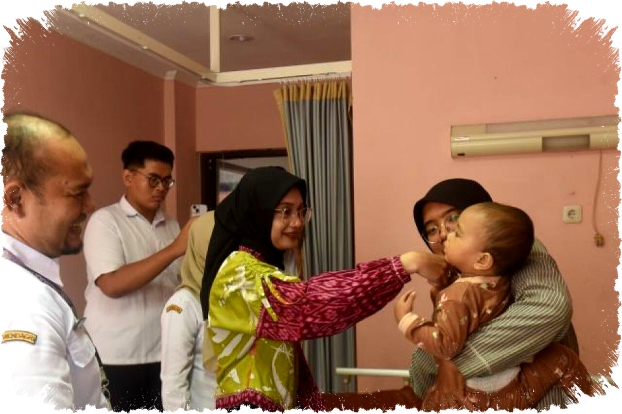 Wali Kota Kediri Antarkan Dana Khusus untuk Warga Miskin, Namun Apakah Layanan Kesehatan Benar-benar Merata?