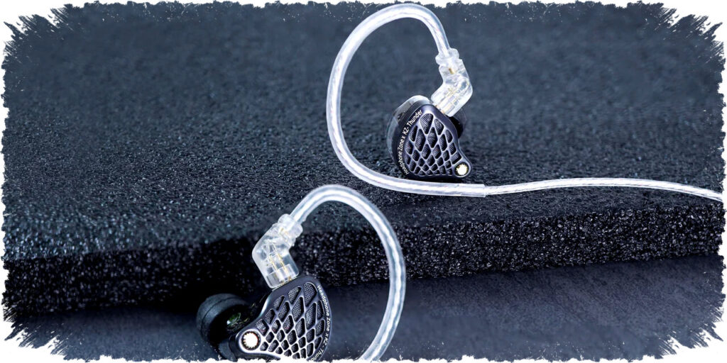 Headphone Zone dan KZ Hadirkan Thunder IEM: Desain Baru, Suara V-Shaped Menggelegar untuk Penggemar Musik Keras dan Detail Kompleks!