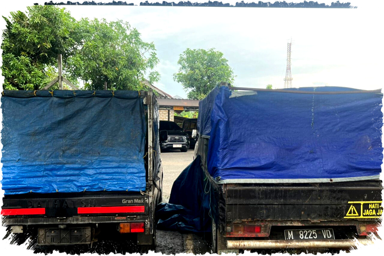 Polres Sumenep Bongkar Jaringan Gelap Penyalahgunaan Solar Subsidi, 5 Tersangka Ditangkap dengan 2 Pikap Penuh BBM Ilegal! Polres Sumenep Bongkar Jaringan Gelap Penyalahgunaan Solar Subsidi, 5 Tersangka Ditangkap dengan 2 Pikap Penuh BBM Ilegal!