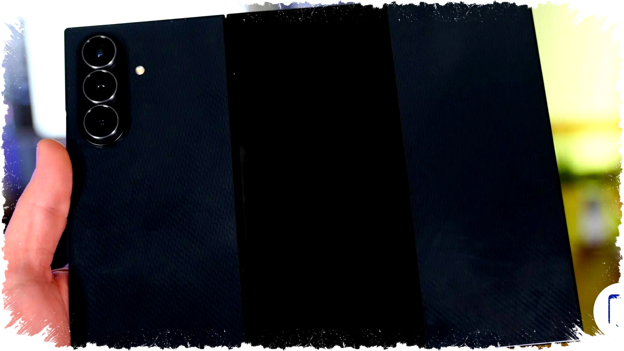 Kesempatan Memiliki Galaxy Z TriFold Menipis, Stok Terakhir Bisa Jadi Penentunya Samsung Pamerkan Galaxy Z TriFold, Smartphone Lipat Canggih untuk Pengalaman Eksklusif Pengguna Mobile