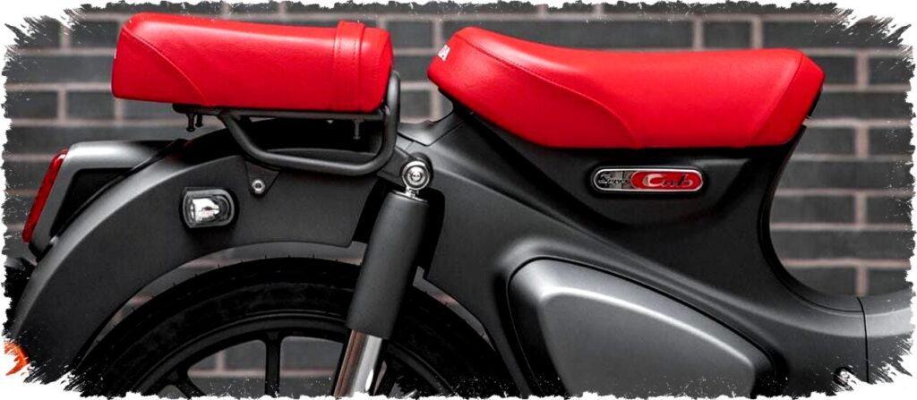 Honda Supercub C125: Ikon Legendaris dengan Desain Klasik, Teknologi Modern, & Fitur Pintar