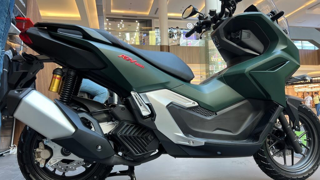 ADV 160 2026 Tampil Gagah, Fitur Modern dan Performa Stabil
