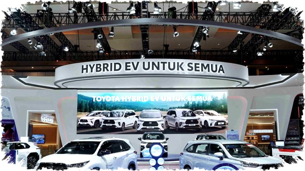 Toyota Hadirkan Paket Kustom Veloz dan Alphard Hybrid dengan Fitur Welcab di IIMS 2026