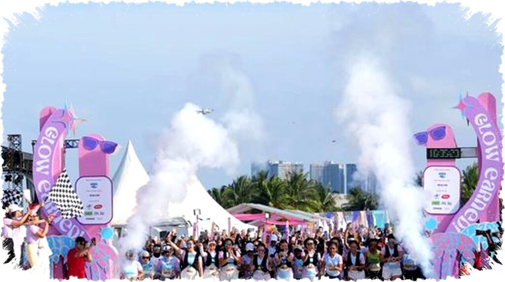 WMN Sunsweat Party Hadirkan Women's Sunset Beach Run Pertama Indonesia, 3.500 Pelari Seru-seruan!