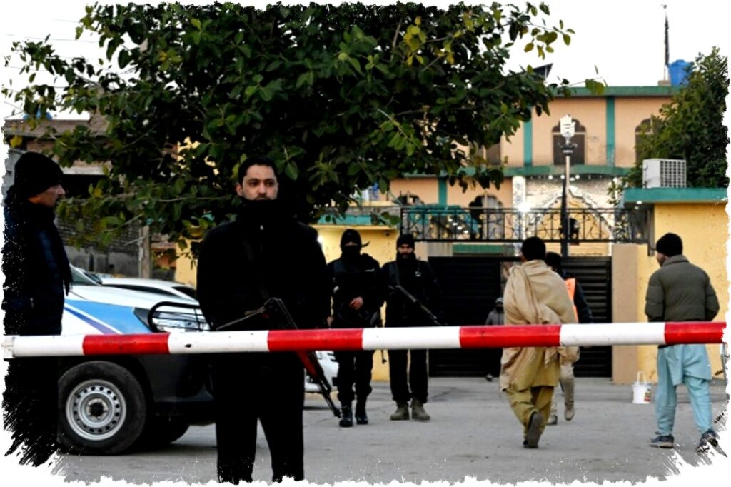 Pemakaman Korban Bom Bunuh Diri di Masjid Islamabad, 31 Tewas dan 169 Luka Parah