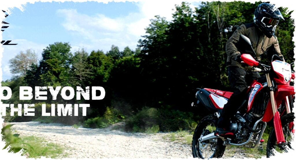 Berikut judul artikel yang sesuai permintaan Anda:
"Keamanan Optimal Honda CRF250L: ABS Dual Channel, Rangka Kokoh, dan Suspensi Andal untuk Petualang"