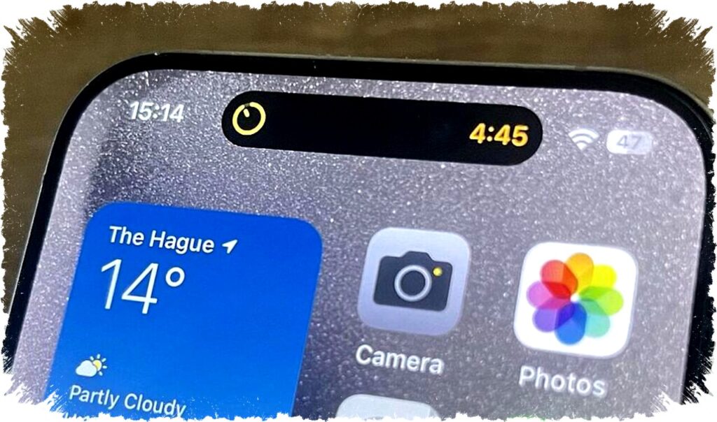 Fitur iPhone “Raise to Wake” yang Picu Risiko Jatuh pada Lansia dan Cara Mengatasinya dengan Mudah