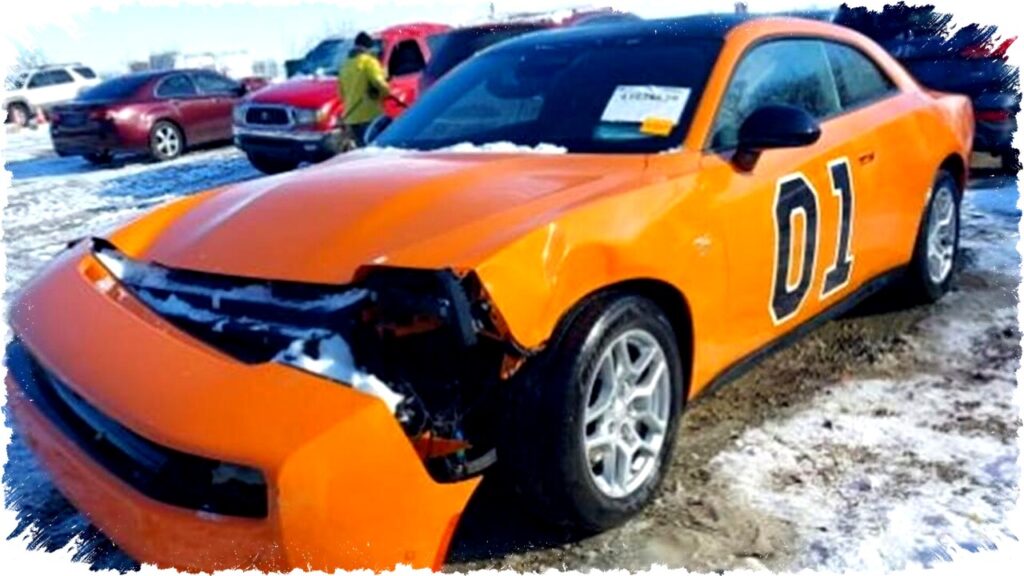 Crashed 2026 Dodge Charger Daytona General Lee: Mobil Listrik Bergaya Klasik Terbengkalai di Junkyard