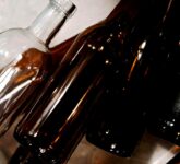 Botol Kaca Bekas Sirup Jangan Dibuang, Modal Rp3.000 Bisa Disulap Jadi Produk Jualan