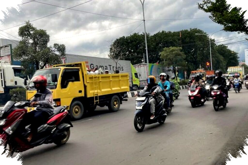Mudik Lebaran di Jabar Tertib Di Tengah Padatnya Jalan, Aparat Dinilai Maksimal