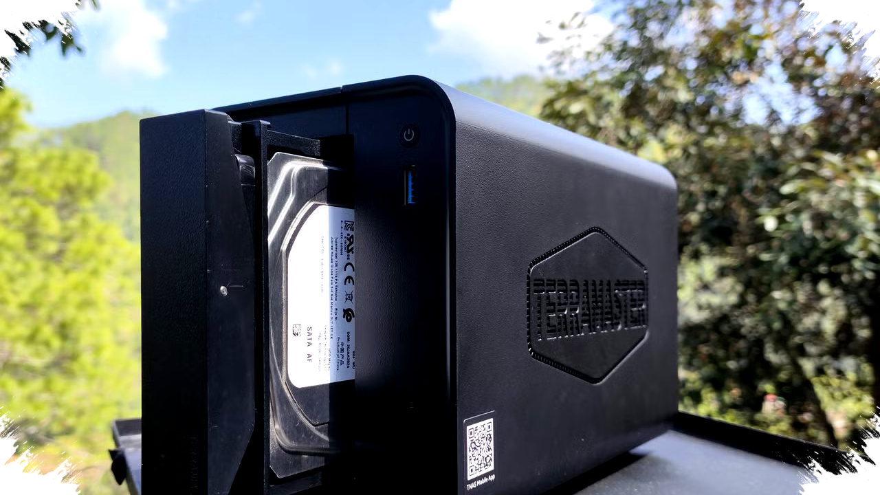 Siap Tinggalkan Synology, NAS 2-Bay TerraMaster Ini Turun ke Harga Terendahnya