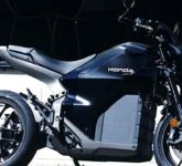 Honda WN7 Menang Penghargaan Desain Sebelum Dijual, Motor Listrik yang Terlalu Normal Justru Menang