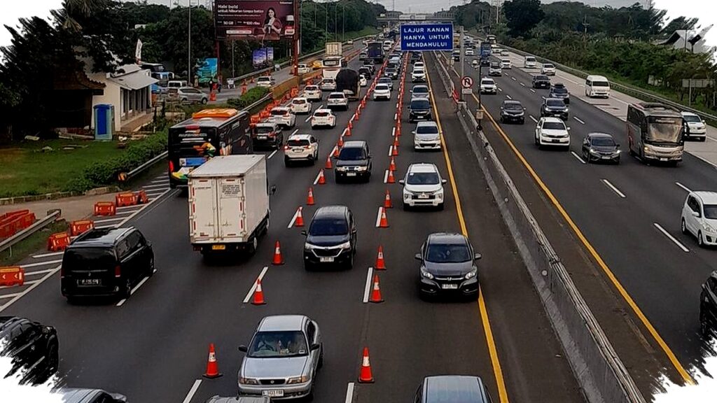 Contraflow KM 70-47 Arah Jakarta Diberlakukan, Arus Balik Mulai Menekan Tol Japek
