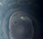 Petir Jupiter Melampaui Bumi, Rahasia Cuaca Ekstrem Di Planet Raksasa Petir Jupiter Melampaui Bumi, Rahasia Cuaca Ekstrem Di Planet Raksasa