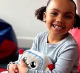 Mainan AI Untuk Anak Diuji Cambridge, Risikonya Ternyata Tak Bisa Diabaikan