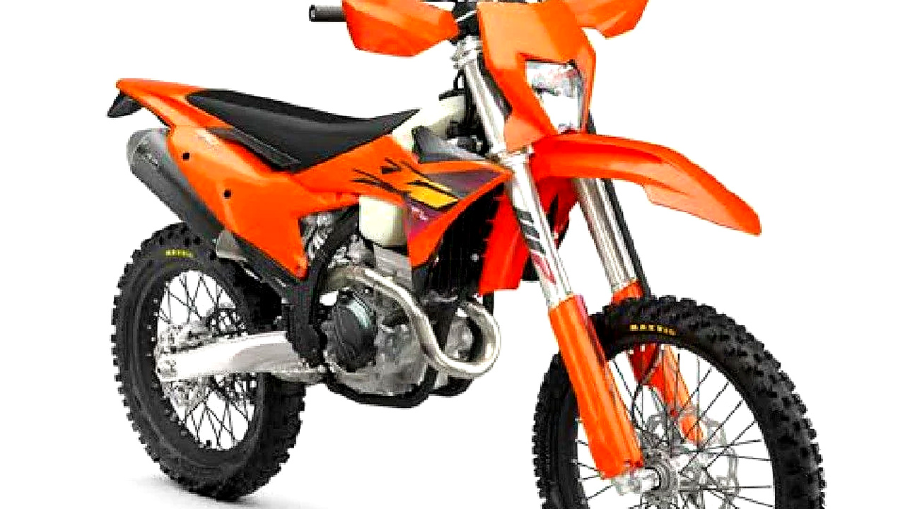 KTM 250 EXC-F 2026 Meluncur!, Motor Trail Spek Balap yang Iritnya Tembus 45 Km/L