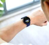 WhatsApp Kini Masuk Garmin, Balas Chat Langsung dari Pergelangan Tangan