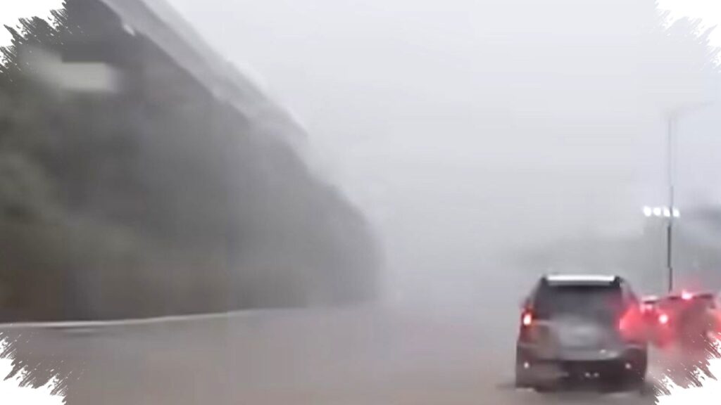 Tol Jagorawi Tergenang 30 Cm, Cara Google Maps Tak Menjebak ke Jalan Sempit