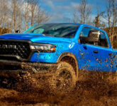 2026 Ford F-150 Menang Mutlak Dengan Towing 13.500 lbs, RAM Tersungkur di Belakang!