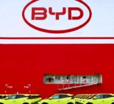 Saat Tarif Melunak, BYD Kembali ke Kanada demi Membuka Jalan ke Pasar Amerika Saat Tarif Melunak, BYD Kembali ke Kanada demi Membuka Jalan ke Pasar Amerika
