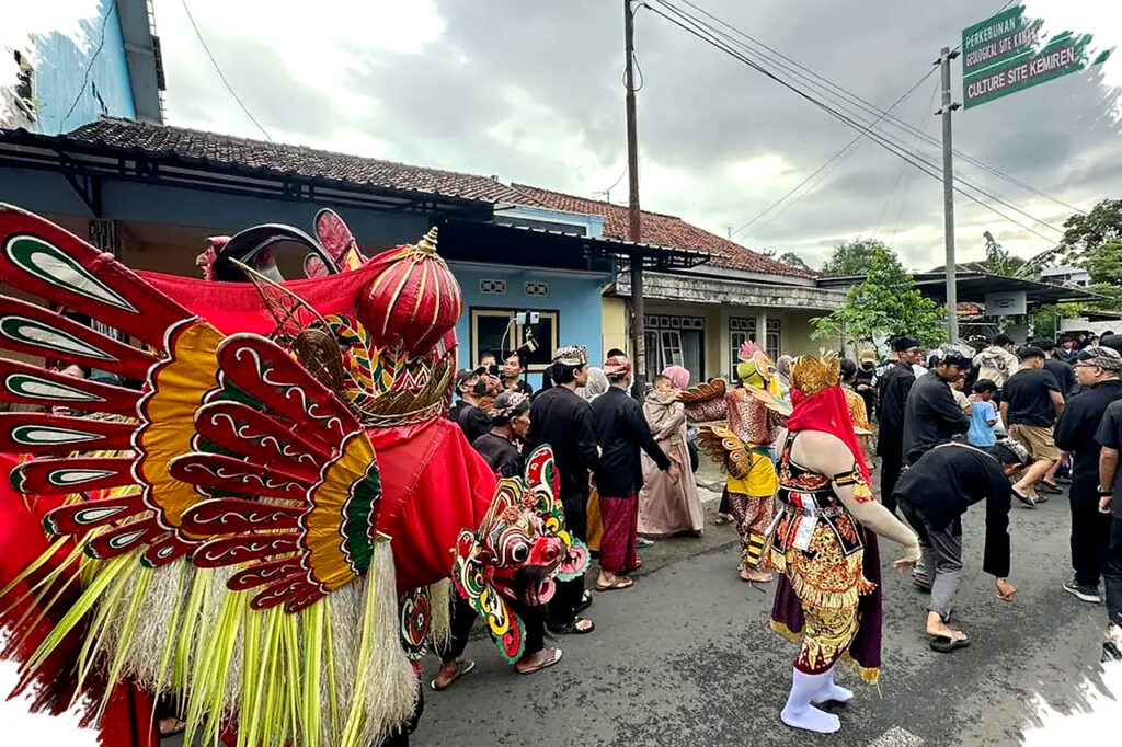 Barong Ider Bumi Hidupkan Tradisi Sakral di Lebaran Kedua, Ritual Sakti Usir Bala di Desa Kemiren