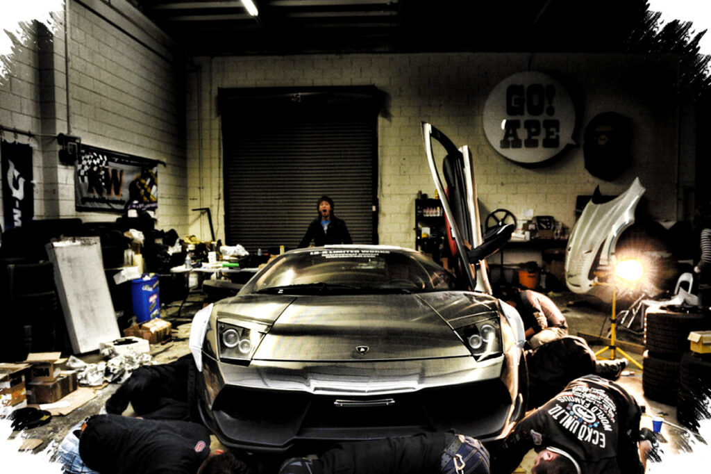 Liberty Walk Menghancurkan Supercar Legendaris, Perang Estetika Antara Prestise dan Kekacauan