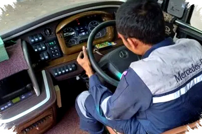 Kawal Armada Mudik 2026 Mercedes-Benz Terapkan Mekanik Bersertifikat Global, 12 Posko Siaga Hadang Gangguan Bus