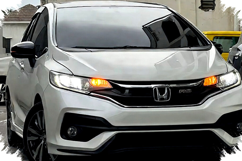10 Tahun Tak Goyah, Honda Jazz RS 2015 Masih Mahal karena Irit dan Fun to Drive