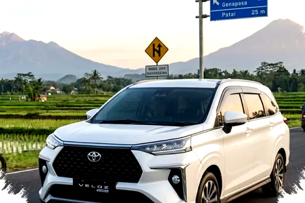 Toyota Veloz Hybrid 2026 Mengancam, Xpander HEV Ketar-Ketir di Duel MPV Paling Irit!