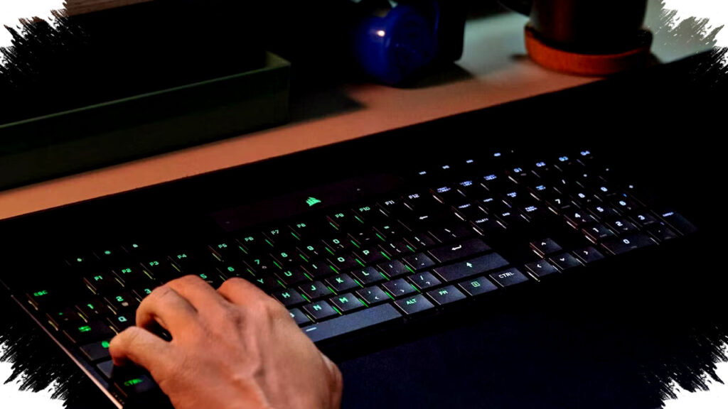 Saat Keyboard Mekanis Terasa Terlalu Tebal, Corsair K100 Air Datang dengan Diskon Tajam