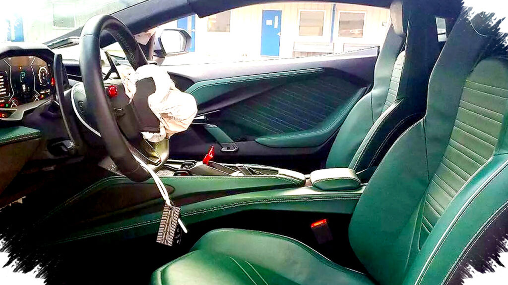 Lamborghini Revuelto Rusak Dengan Interior Hijau Misterius, Proyek Gila Antara Risiko dan Kejayaan