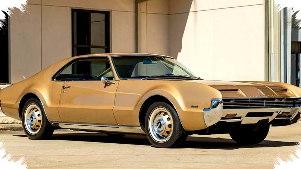 1966 Oldsmobile Toronado Bertenaga V8 Menggebrak dengan Front-Wheel Drive, Ikon Teknik Detroit Siap Lelang Mecum Houston