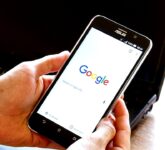 Taklukkan Google Discover Dengan 5 Langkah Mudah, Jadikan Digital Camera World Sumber Berita Utama Kamu!