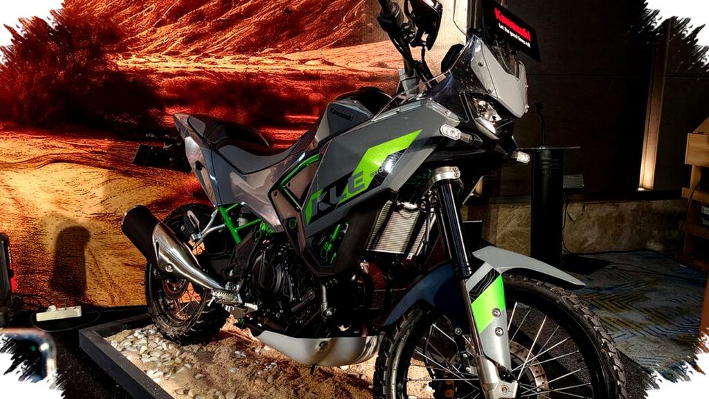 Kawasaki KLE 500 Vs Himalayan 450, Tenaga Besar atau Off-Road Serius?